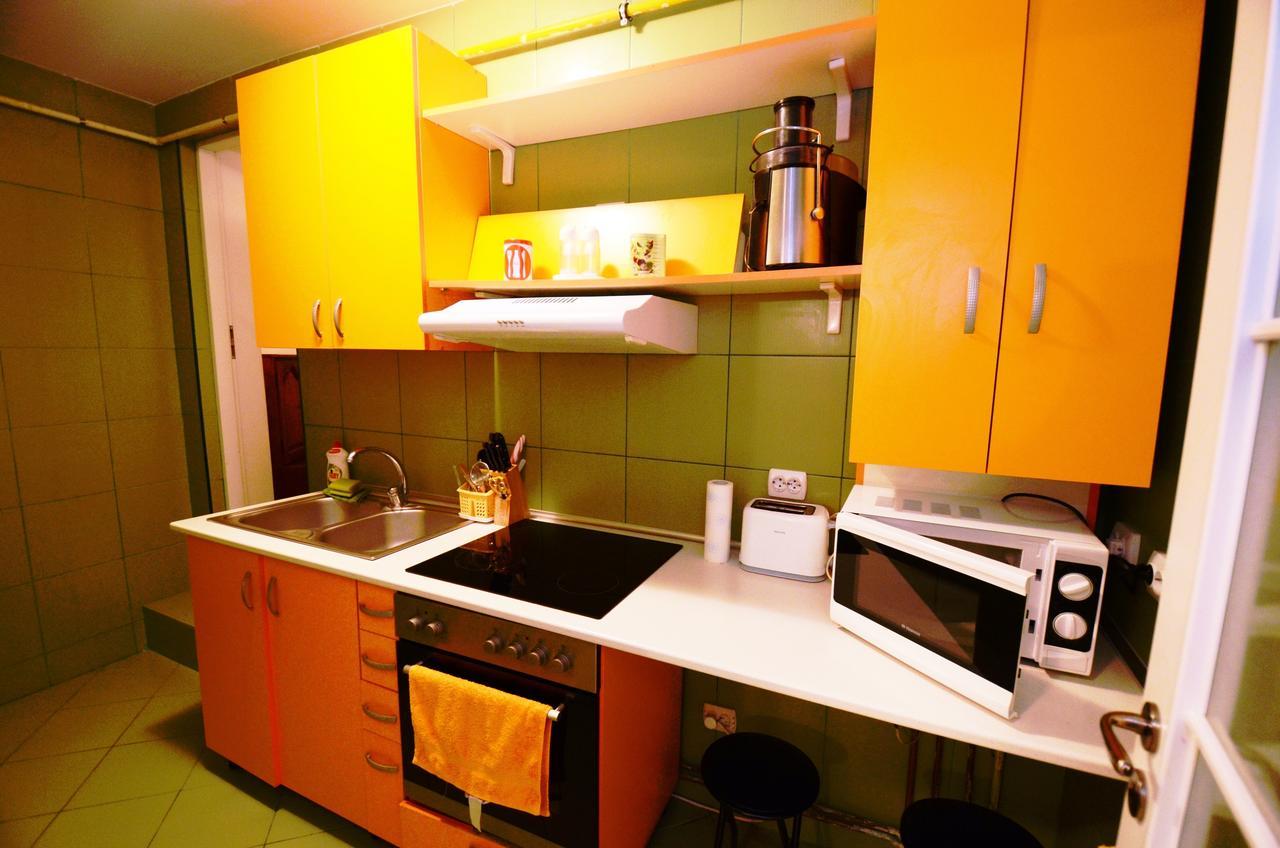 Rustic & Romantic Apartment Brasov Ngoại thất bức ảnh